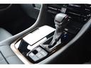 Ｚ　Ｚ（７名）・ＺＥＵＳコンプリートカー（Ｆ／Ｓ／Ｒ）・ダウンサス・２２インチアルミホイール・左右独立ムーンルーフ＋後席用パワーサイドシェード・デジタルインナーミラー・１３．２型有機ＥＬ後席ディスプレイ（24枚目）