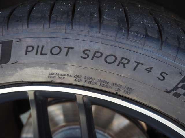 GLE GLE53 4マチック+ 禁煙 パノラマサンルーフ AMGインテリアカーボンPKG 純正22インチAMG63用アルミ AMGパフォーマンスステアリング Burmesterサウンド ANGエグゾースト AMGライドコントロール(68枚目)