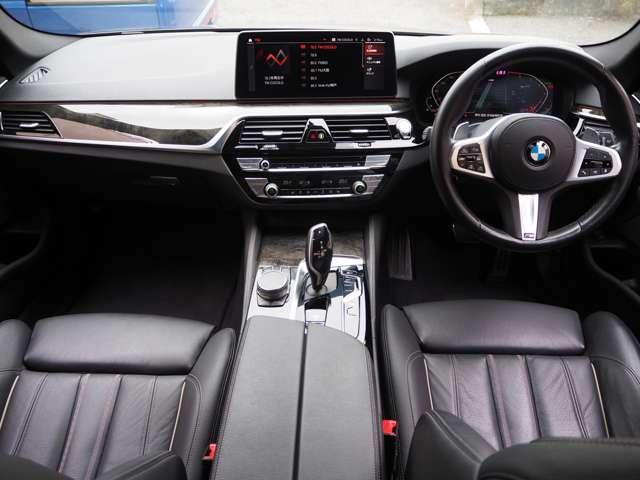 ５シリーズ ５２３ｉツーリング　Ｍスポーツ　ブラックレザーシート　１９インチアルミ　ＬＣＩモデル　パワーシート　全席シートヒーター　ＡＣＣ　ヘッドアップディスプレイ　オートライト　オートトランク　ＬＥＤヘッドライト　ＬＥＤテール　フルセグＴＶ（24枚目）