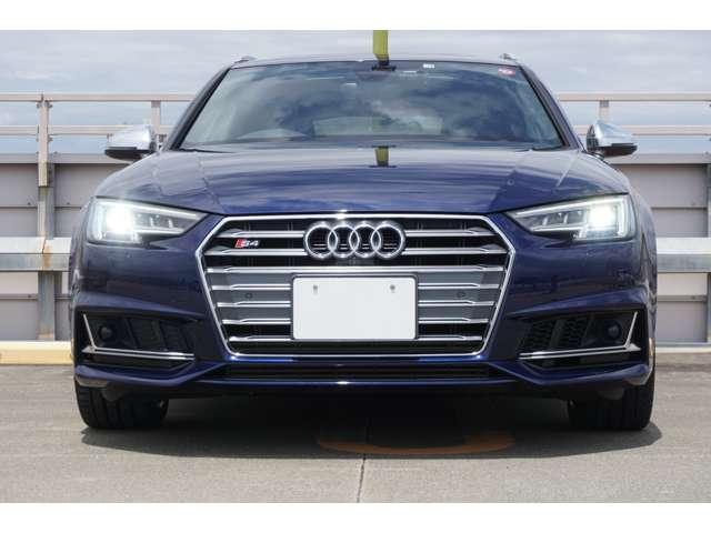 Ｓ４アバント ベースグレード　禁煙車・パノラマサンルーフ・ファインナッパーレザーシート・バング＆オルフセンスピーカー・マトリックスＬＥＤヘッドライト・バーチャルコクピット（4枚目）