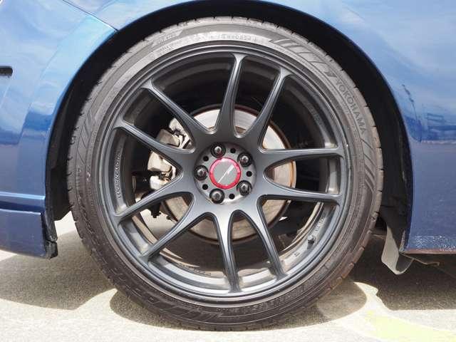 ８６ ＧＴ　ケンウッド　フローティングナビ　フルセグ　リアカメラ　リアスポイラー　１８インチＷＯＲＫアルミホイール　ＫＵＨＬ　ＲＡＣＩＮＧ　スラッシュ４テールマフラーフラップタイプエアロ　リアディフューザー（9枚目）