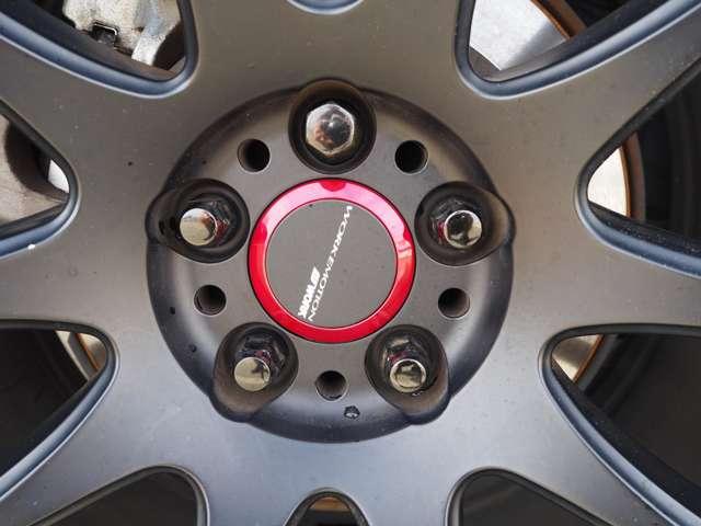 ８６ ＧＴ　ケンウッド　フローティングナビ　フルセグ　リアカメラ　リアスポイラー　１８インチＷＯＲＫアルミホイール　ＫＵＨＬ　ＲＡＣＩＮＧ　スラッシュ４テールマフラーフラップタイプエアロ　リアディフューザー（17枚目）