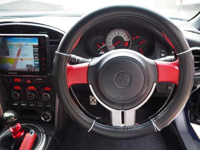 ８６ ＧＴ　ケンウッド　フローティングナビ　フルセグ　リアカメラ　リアスポイラー　１８インチＷＯＲＫアルミホイール　ＫＵＨＬ　ＲＡＣＩＮＧ　スラッシュ４テールマフラーフラップタイプエアロ　リアディフューザー（23枚目）