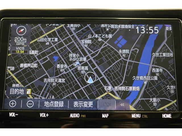 純正９インチＳＤナビ。ＣＤ・ＤＶＤ・ＳＤ・高画質で鮮明な映像が楽しめるフルセグＴＶ対応です。ナビ連動のＥＴＣ２．０を搭載しています。利用日や料金の確認がモニターで出来て便利ですよ。