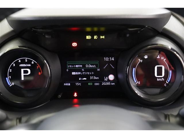 個性的なデザインの２眼メーターです。数字で車速を確認できるデジタルメーターは夜間でも視認性が良く順次に状況が把握できます。