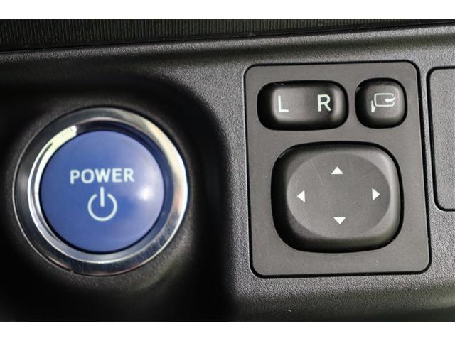 アクア クロスオーバー　Ｂカメラ　地デジ　イモビライザー　ナビＴＶ　エアコン　ＬＥＤ　ＥＳＣ　記録簿　ドライブレコーダー　アルミホイール　キーフリー　ＤＶＤ再生可　ＥＴＣ　パワーステアリング　パワーウィンドウ　メモリーナビ（21枚目）