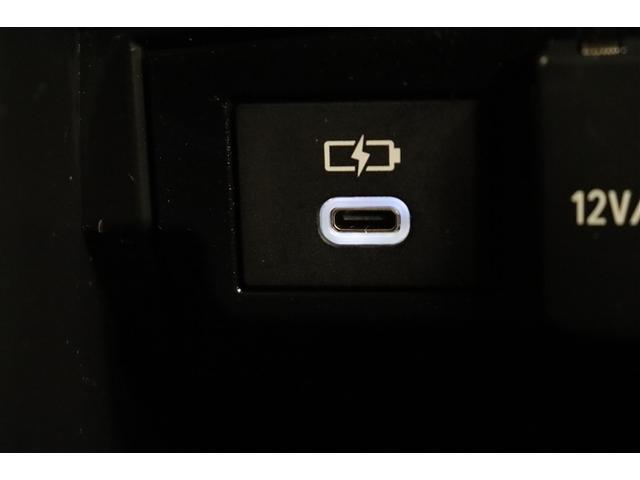 カローラツーリング ハイブリッド ダブルバイビー メディアプレイヤー接続 バックモニター フルセグTV LEDライト 点検記録簿 クルコン 横滑り防止 エアロ 盗難防止装置 ナビ・TV ドライブレコーダー エアバッグ ETC ABS 助手席エアバッグ(20枚目)