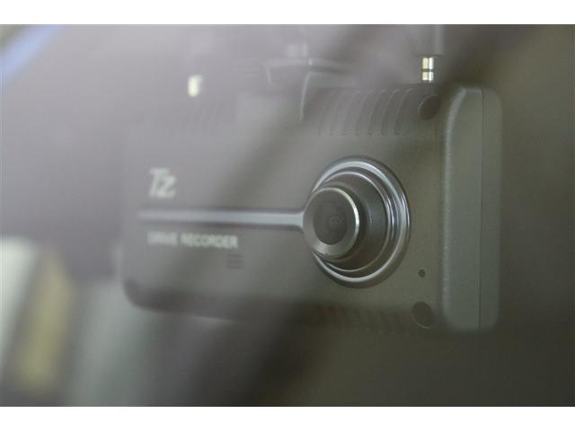 ヤリスクロス ハイブリッドＺ　クルーズＣ　横滑防止装置　リアカメラ　フルセグ地デジ　ＬＥＤライト　メモリーナビゲーション　点検記録簿　ナビ＆ＴＶ　盗難防止装置　電動シート　ドライブレコーダー　ＡＷ　キーレス　ＤＶＤ再生　ＡＢＳ（7枚目）