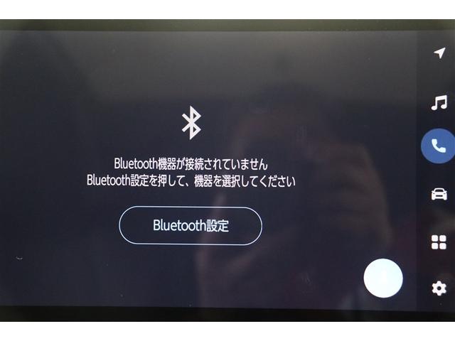 カローラクロス ハイブリッド　Ｚ　電動シート　半革シート　衝突軽減ブレ　メモリーナビ　ＬＥＤライト　オートクルーズコントロール　ミュージックプレイヤー接続可　キーレス　アルミホイール　フルセグＴＶ　ドラレコ　４ＷＤ　スマートキー（18枚目）
