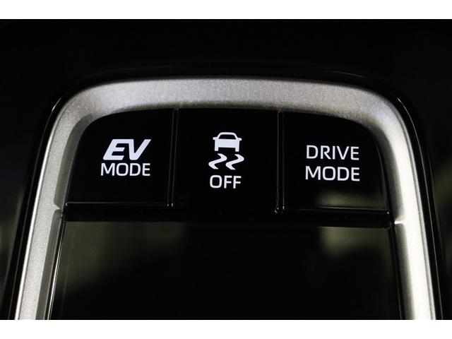 カローラクロス ハイブリッド　Ｚ　電動シート　半革シート　衝突軽減ブレ　メモリーナビ　ＬＥＤライト　オートクルーズコントロール　ミュージックプレイヤー接続可　キーレス　アルミホイール　フルセグＴＶ　ドラレコ　４ＷＤ　スマートキー（23枚目）
