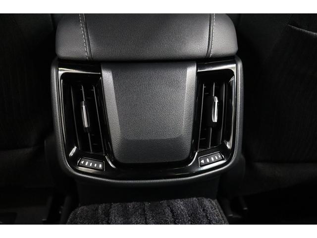 �㕔���ȂɌ������G�A�R�������o��������������Ă��܂��B���̐����o�������L��ƁA�����G�A�R�����Ȃ��Ă���Ȃ̉��K���͂���ƃA�b�v���܂��B