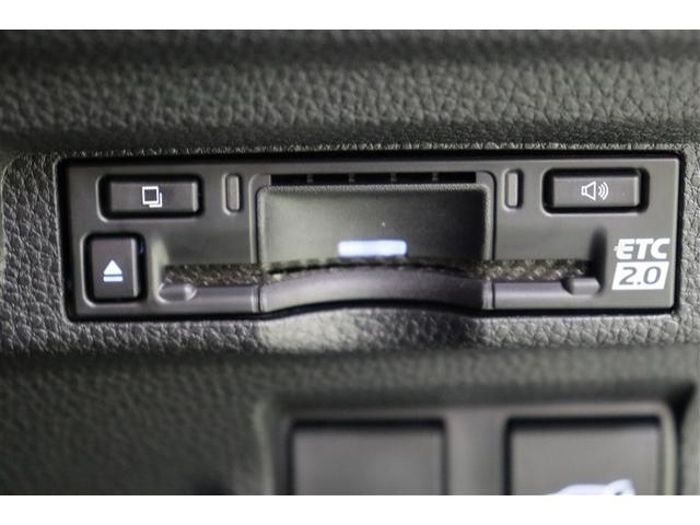 カローラクロス ハイブリッド　Ｚ　ＰＣＳ　フルセグテレビ　ＬＥＤヘッドライト　Ｂカメラ　ナビ・ＴＶ　インテリジェントキー　パワーシート　キーフリー　ドライブレコーダー　アルミホイール　ＥＴＣ　盗難防止　ミュージックプレイヤー接続可（17枚目）