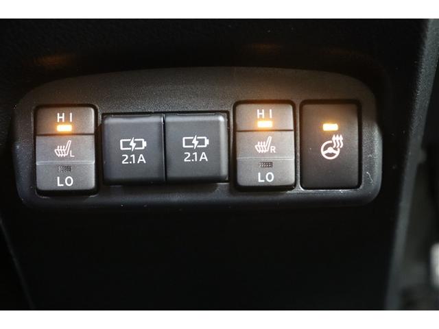 シエンタ ハイブリッド　Ｇ　セーフティーエディションＩＩ　地デジＴＶ　ナビＴＶ　盗難防止システム　ドライブレコーダー　スマートキ　クルコン　３列シート　ＬＥＤライト　ＥＴＣ車載器　オートエアコン　記録簿　キーレス　メモリーナビ　ＤＶＤ再生可　サポカー（16枚目）