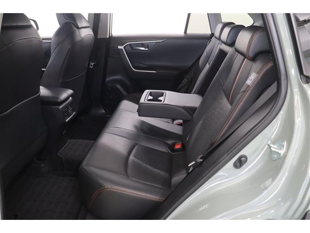 ＲＡＶ４ アドベンチャー　メモリーナビゲーション　元試乗車　ＡＣ１００Ｖ　点検記録簿　アルミホイル　オートエアコン　ＬＥＤライト　ＥＴＣ車載器　Ｂカメラ　横滑防止装置　クルーズＣ　スマートエントリー　パワステ　イモビライザー（29枚目）