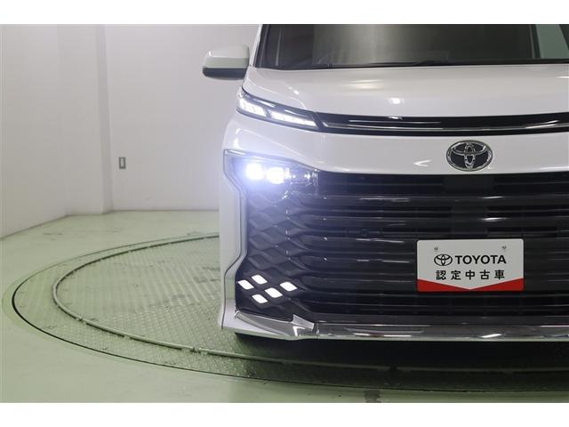 ヴォクシー Ｓ－Ｚ　ＡＡＣ　バックビューモニター　サイドエアバック　横滑り防止　パワーウィンドウ　Ｗエアコン　メディアプレイヤー接続　ナビ＆ＴＶ　アルミホイール　メモリナビ　ＥＴＣ車載器　ＬＥＤライト　キーレス　記録簿（7枚目）