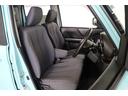 運転席には寒い時期にうれしいシートヒーターを装備しています。エアコンよりも早く暖まり、じんわりと身体を温めてくれるので快適です。