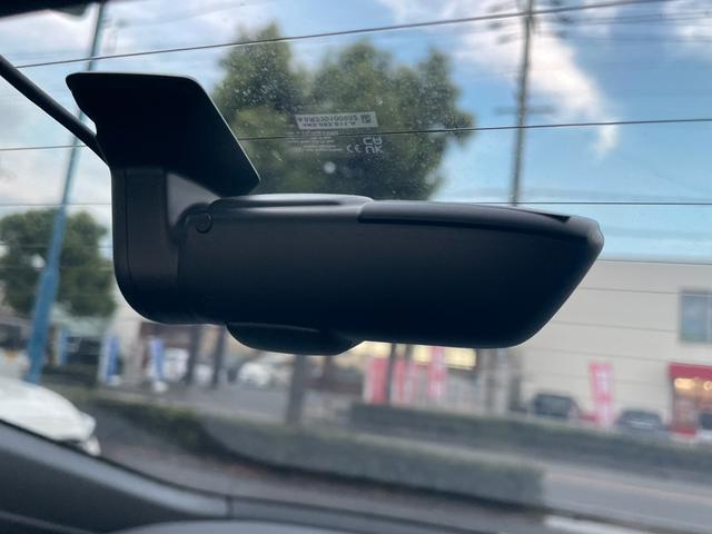 ＴＴクーペ ４０ＴＦＳＩ　Ｓラインパッケージ　ユーザー買取車　Ｓラインパッケージ　マトリクスＬＥＤ　禁煙車　バーチャルコックピット　Ｂカメラ　スペアキー　取説保証書付　ＥＴＣ　前ドラレコ　クルコン　ＢＳＭ　Ｂホールド　パワーシート　点検整備付（14枚目）
