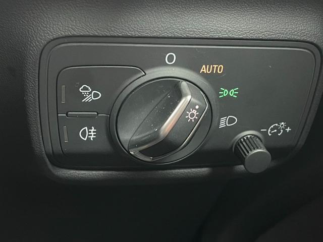 ＴＴクーペ ４０ＴＦＳＩ　Ｓラインパッケージ　ユーザー買取車　Ｓラインパッケージ　マトリクスＬＥＤ　禁煙車　バーチャルコックピット　Ｂカメラ　スペアキー　取説保証書付　ＥＴＣ　前ドラレコ　クルコン　ＢＳＭ　Ｂホールド　パワーシート　点検整備付（34枚目）