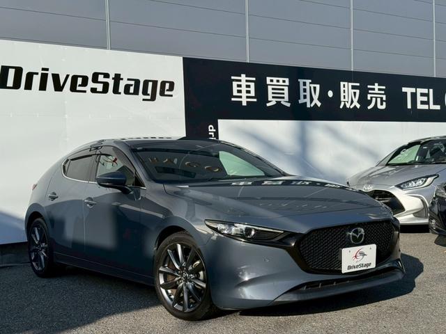ＭＡＺＤＡ３ファストバック １５Ｓツーリング　禁煙車　純正ナビ　フルセグ　パノラマビューモニター　置くだけ充電　ＥＴＣ　ドライブレコーダー　ブラインドスポットモニター　ヘッドアップディスプレイ　ブレーキホールド　純正アルミホイール　点検整備付（7枚目）