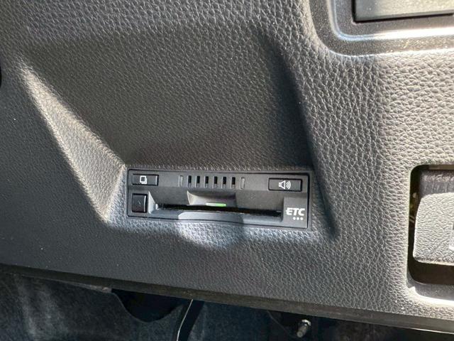 ヤリス Ｘ　禁煙車　純正ディスプレイオーディオ　Ｂｌｕｅｔｏｏｔｈ　ＥＴＣ２．０　ドライブレコーダー　衝突軽減ブレーキ　レーンキープアシスト　オートハイビーム　オートライト　ＵＳＢポート　スペアキー有　車検整備付（30枚目）