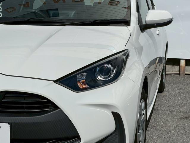 ヤリス Ｘ　禁煙車　純正ディスプレイオーディオ　Ｂｌｕｅｔｏｏｔｈ　ＥＴＣ２．０　ドライブレコーダー　衝突軽減ブレーキ　レーンキープアシスト　オートハイビーム　オートライト　ＵＳＢポート　スペアキー有　車検整備付（35枚目）