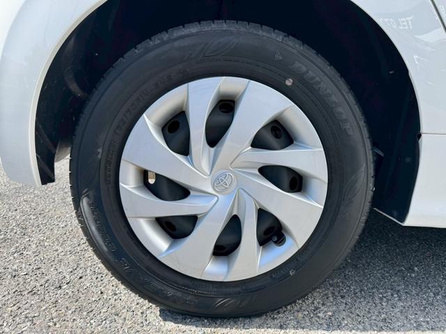 ヤリス Ｘ　禁煙車　純正ディスプレイオーディオ　Ｂｌｕｅｔｏｏｔｈ　ＥＴＣ２．０　ドライブレコーダー　衝突軽減ブレーキ　レーンキープアシスト　オートハイビーム　オートライト　ＵＳＢポート　スペアキー有　車検整備付（37枚目）