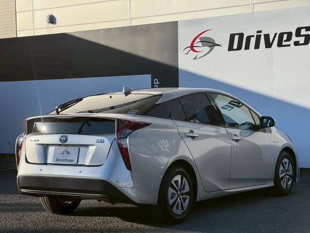 プリウス Ａ　禁煙車　純正ナビ　Ｂｌｕｅｔｏｏｔｈ　ＥＴＣ　バックカメラ　アダプティブクルーズ　オートハイビーム　パーキングアシスト　衝突軽減ブレーキ　ＬＥＤヘッドライト　純正アルミ　ドライブレコーダー　車検整備付（8枚目）