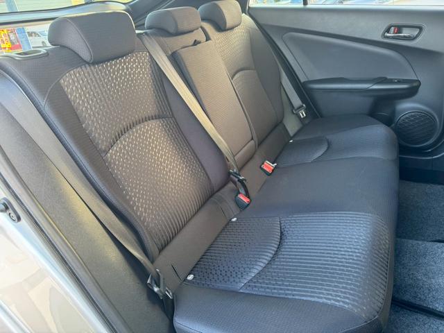 プリウス Ａ　禁煙車　純正ナビ　Ｂｌｕｅｔｏｏｔｈ　ＥＴＣ　バックカメラ　アダプティブクルーズ　オートハイビーム　パーキングアシスト　衝突軽減ブレーキ　ＬＥＤヘッドライト　純正アルミ　ドライブレコーダー　車検整備付（14枚目）