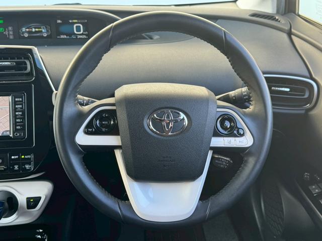 プリウス Ａ　禁煙車　純正ナビ　Ｂｌｕｅｔｏｏｔｈ　ＥＴＣ　バックカメラ　アダプティブクルーズ　オートハイビーム　パーキングアシスト　衝突軽減ブレーキ　ＬＥＤヘッドライト　純正アルミ　ドライブレコーダー　車検整備付（18枚目）