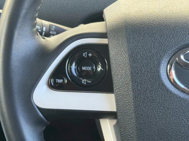 プリウス Ａ　禁煙車　純正ナビ　Ｂｌｕｅｔｏｏｔｈ　ＥＴＣ　バックカメラ　アダプティブクルーズ　オートハイビーム　パーキングアシスト　衝突軽減ブレーキ　ＬＥＤヘッドライト　純正アルミ　ドライブレコーダー　車検整備付（19枚目）