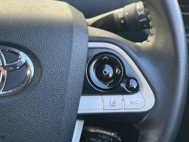プリウス Ａ　禁煙車　純正ナビ　Ｂｌｕｅｔｏｏｔｈ　ＥＴＣ　バックカメラ　アダプティブクルーズ　オートハイビーム　パーキングアシスト　衝突軽減ブレーキ　ＬＥＤヘッドライト　純正アルミ　ドライブレコーダー　車検整備付（20枚目）
