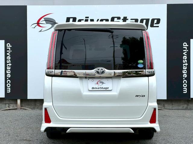 TOYOTA NOAH SI WxB