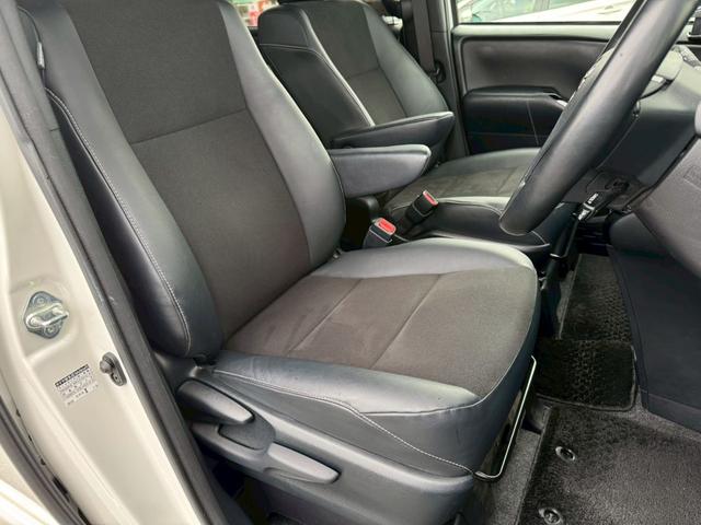 TOYOTA NOAH SI WxB