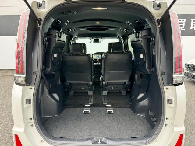 TOYOTA NOAH SI WxB