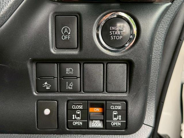 TOYOTA NOAH SI WxB