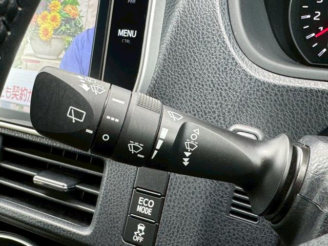 TOYOTA NOAH SI WxB