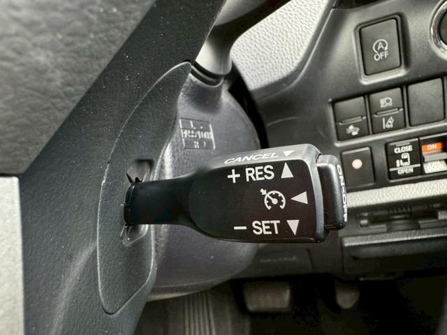 TOYOTA NOAH SI WxB