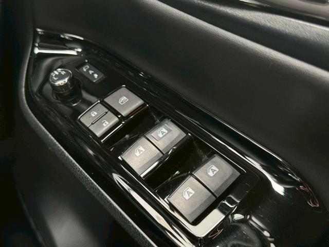 TOYOTA NOAH SI WxB
