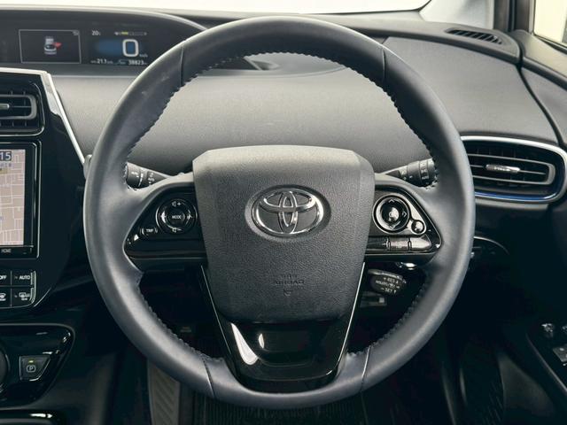 プリウス Aツーリングセレクション 禁煙車 純正9インチナビ フルセグ Bluetooth ETC2.0 黒革シート シートヒーター パワーシート 衝突軽減ブレーキ パーキングアシスト BSM HUD Aハイビーム ドラレコ 点検整備付(19枚目)