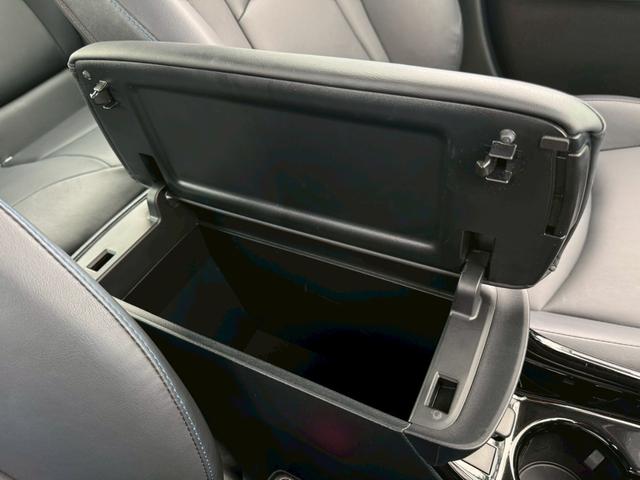 プリウス Aツーリングセレクション 禁煙車 純正9インチナビ フルセグ Bluetooth ETC2.0 黒革シート シートヒーター パワーシート 衝突軽減ブレーキ パーキングアシスト BSM HUD Aハイビーム ドラレコ 点検整備付(33枚目)