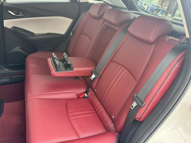 CX-3 15S 100周年特別記念車 禁煙 純正ナビ 赤革シート BOSEサウンド フルセグ 全周囲カメラ シートヒーター ステアリングヒーター アダプティブクルーズ パワーシート 衝突軽減ブレーキ BSM HUD ブレーキH 車検整備付(21枚目)