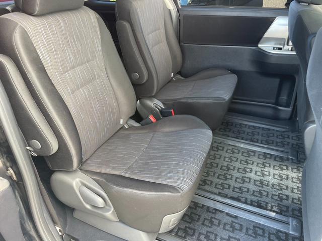 ノア Ｓｉ　ユーザー買取車　禁煙車　社外９インチナビ　アルパインフリップダウンモニター　両側電動スライドドア　バックカメラ　パドルシフト　プッシュスタート　ＥＴＣ　ＢＬＵＥＴＯＯＴＨ　純正アルミ　車検整備付（15枚目）