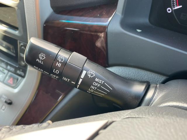 ヴェルファイア 2.4Z 禁煙 オットマンシート 純正SDナビ・フルセグ バックカメラ・サイドカメラ・フロントカメラ 両側電動スライドドア 前後クリアランスソナー ETC BLUETOOTH スペアキー 純正アルミ 車検整備付(20枚目)