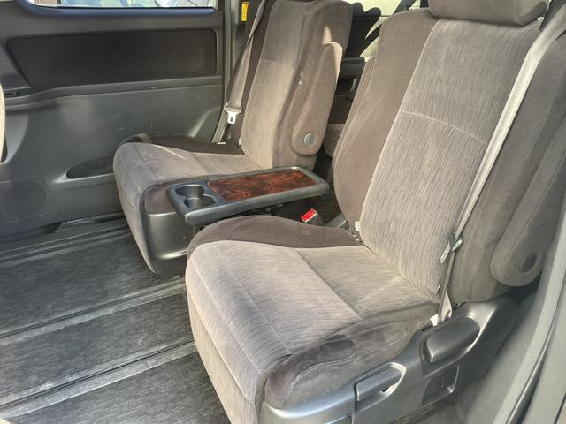 ヴェルファイア 2.4Z 禁煙 オットマンシート 純正SDナビ・フルセグ バックカメラ・サイドカメラ・フロントカメラ 両側電動スライドドア 前後クリアランスソナー ETC BLUETOOTH スペアキー 純正アルミ 車検整備付(26枚目)