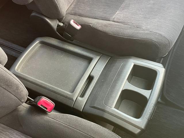 ヴェルファイア 2.4Z 禁煙 オットマンシート 純正SDナビ・フルセグ バックカメラ・サイドカメラ・フロントカメラ 両側電動スライドドア 前後クリアランスソナー ETC BLUETOOTH スペアキー 純正アルミ 車検整備付(39枚目)