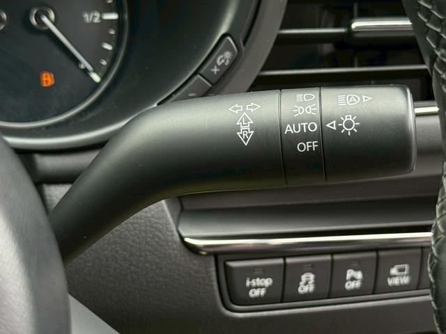MAZDA3ファストバック 15Sツーリング 禁煙 純正ナビ アラウンドビューモニター ETC 前後ドラレコ アダプティブクルーズコントロール ブラインドスポットモニター ヘッドアップディスプレイ Bホールド 前後クリソナ スペアキー 車検整備付(12枚目)