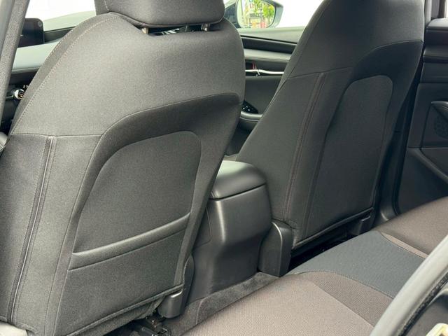 MAZDA3ファストバック 15Sツーリング 禁煙 純正ナビ アラウンドビューモニター ETC 前後ドラレコ アダプティブクルーズコントロール ブラインドスポットモニター ヘッドアップディスプレイ Bホールド 前後クリソナ スペアキー 車検整備付(34枚目)