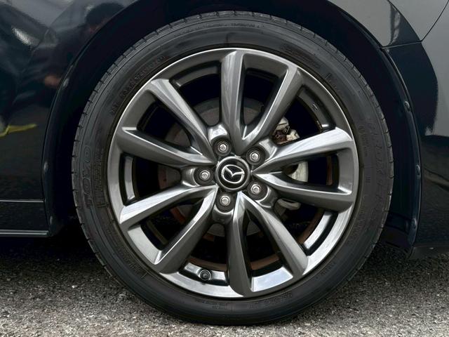 MAZDA3ファストバック 15Sツーリング 禁煙 純正ナビ アラウンドビューモニター ETC 前後ドラレコ アダプティブクルーズコントロール ブラインドスポットモニター ヘッドアップディスプレイ Bホールド 前後クリソナ スペアキー 車検整備付(39枚目)