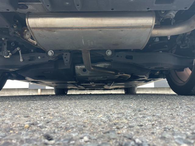 プリウス Ｓツーリングセレクション　禁煙　黒革シート　純正ナビ　バックカメラ　トヨタセーフティセンス　前席シートヒーター　アダプティブクルーズコントロール　前後クリアランスソナー　ＥＴＣ　スペアキー　取説保証書付　純正アルミ　点検整備付（45枚目）