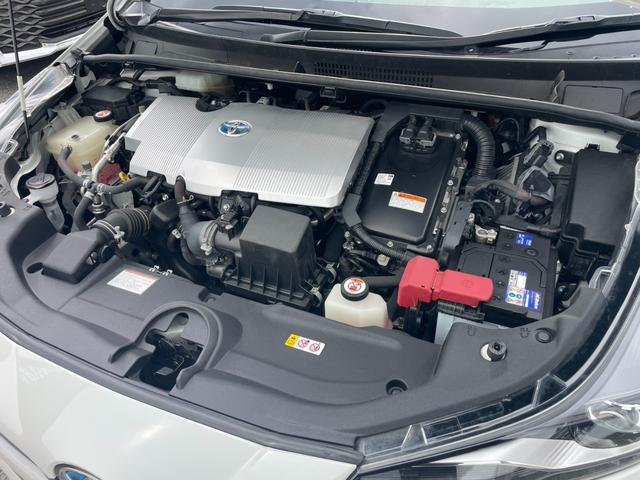 プリウス Ｓツーリングセレクション　禁煙　黒革シート　純正ナビ　バックカメラ　トヨタセーフティセンス　前席シートヒーター　アダプティブクルーズコントロール　前後クリアランスソナー　ＥＴＣ　スペアキー　取説保証書付　純正アルミ　点検整備付（46枚目）